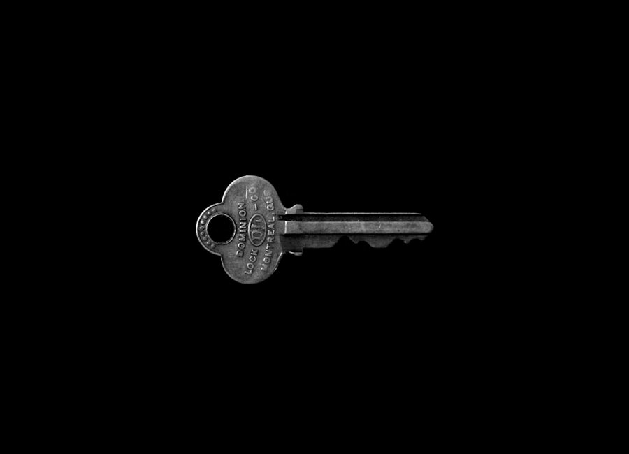Automobile locksmith key